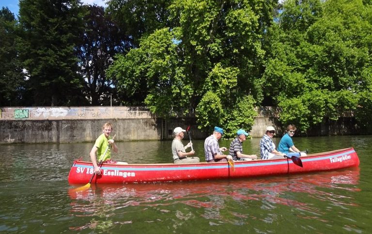 Kanufahrt auf dem Neckar Kanufahrt auf dem Neckar